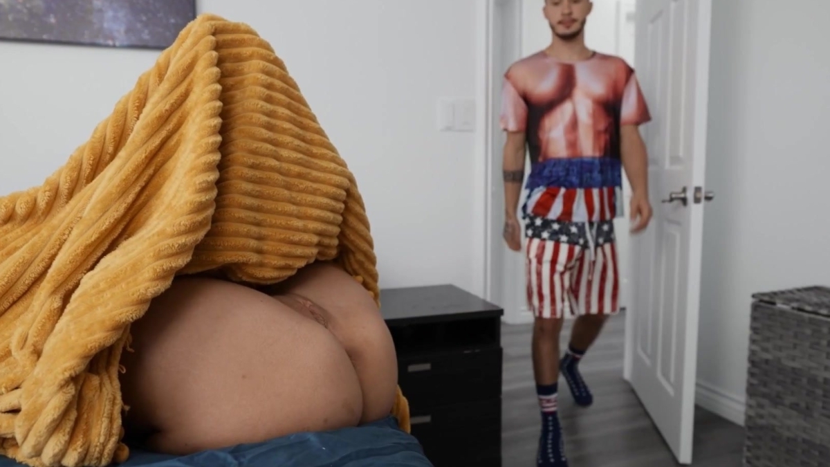 ويلو رايدر تختبئ من أجل ممارسة الجنس الشرجي